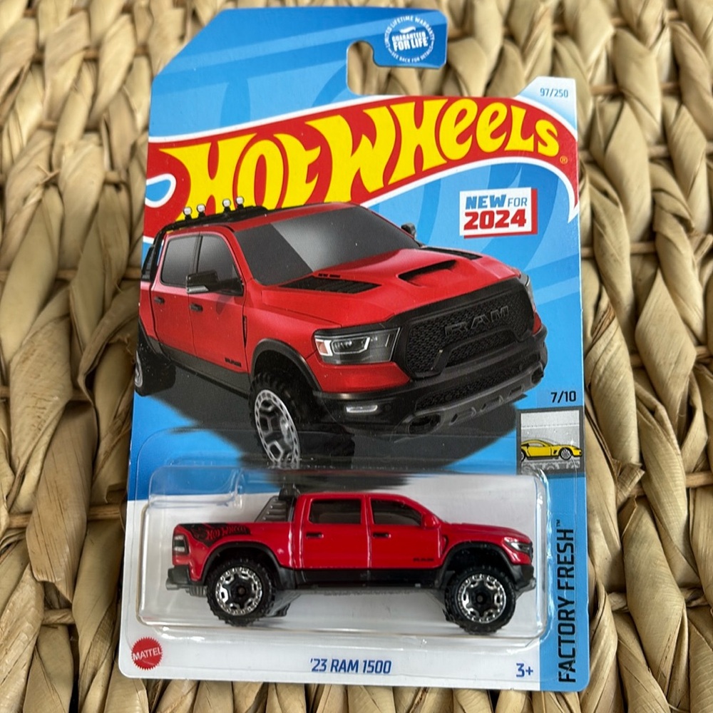 2023 Ram 1500 Hot Wheels Pickup Red Diecast Truck Hotwheels Factory Fresh 2024 🆕